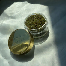 Load image into Gallery viewer, Green Tea &amp; Tumeric Lip Scrub
